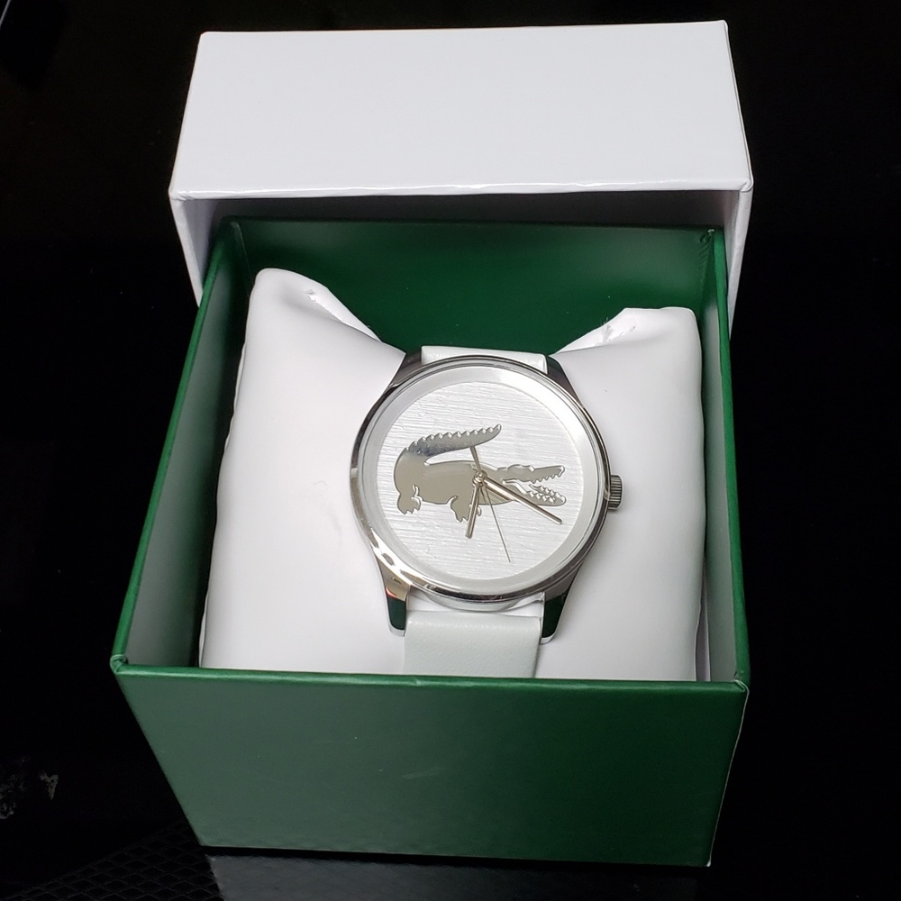 Lacoste Woman Analog Classic Quartz Watch NWT